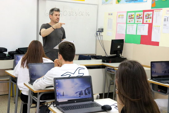 Students in Martorell sit the PISA exam in 2018 