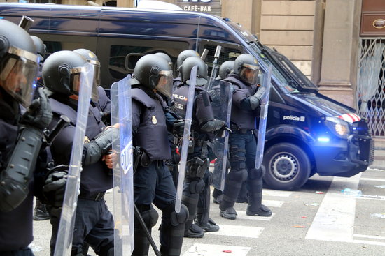 Riot police in Barcelona in 2019