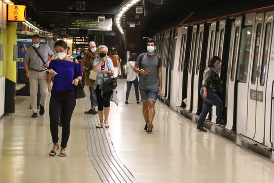 Metro users in Barcelona wearing face masks on September 14, 2020