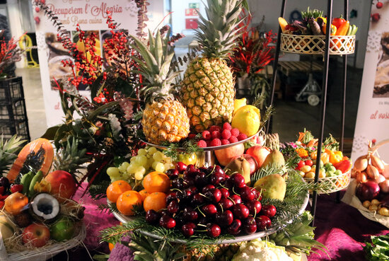 Fresh fruit on display at Mercabarna wholesale market