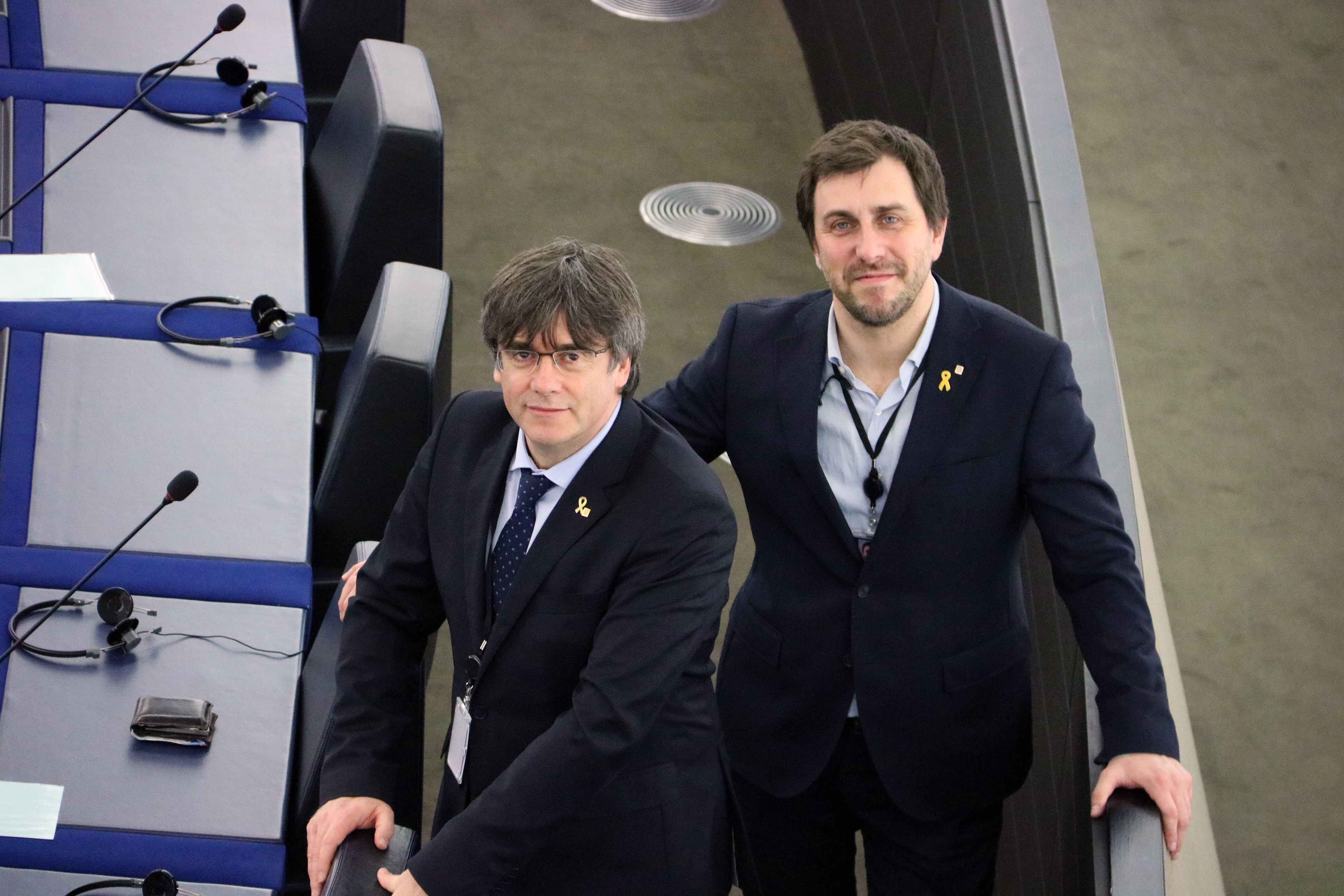 Carles Puigdemont and Toni Comín after taking their seats as Members of the European Parliament in January 2020.