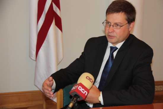 The Prime Minister of Latvia, Valdis Dombrovskis, interviewed by the CNA (by A. Segura)
