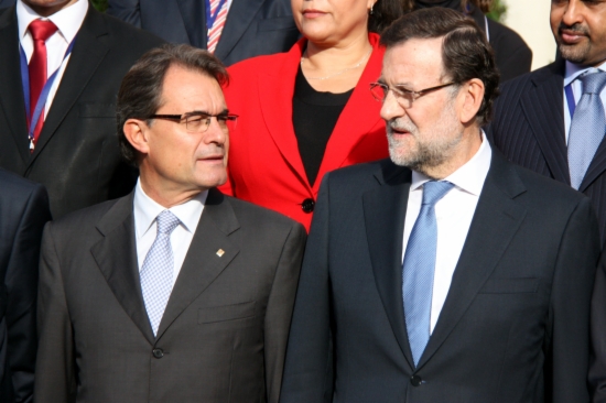 The Catalan President (left) and the Spanish PM (right) at Barcelona's Euro-Mediterranean Business Forum (by J. R. Torné)