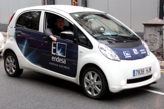 An electric car sponsored by Endesa in Barcelona (by J. Batallé)