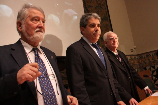 From left to right: Ros, Homs and Sobrequés at the symposium's opening session (by P. Mateos)