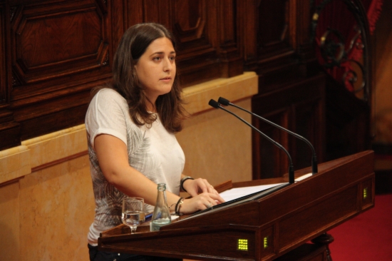 Marta Pascal, President of the Catalan Liberal Youth, speaking at the Catalan Parliament a few months ago (by R. Garrido)