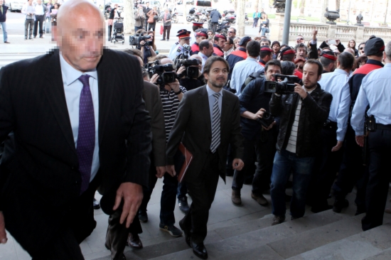 Oriol Pujol entering into the TSJC building to testify back in April 2013 (by ACN)