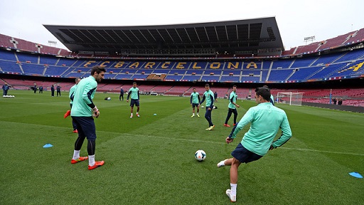 Barça players in a recent training at the Camp Nou (by FC Barcelona)
