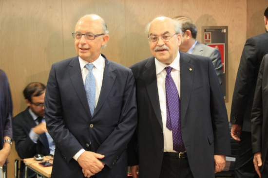 The Spanish Finance Minister, Cristóbal Montoro (left), and the Catalan one, Andreu Mas-Colell (right) in the CPFF of July 2014 (by ACN)