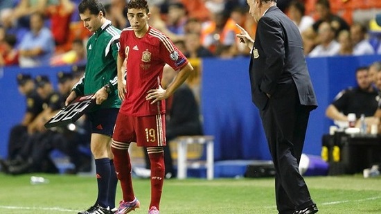 Barça player Munir making his debut with the Spanish team (by FC Barcelona)