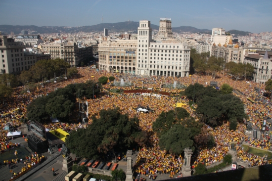 An image from Sunday's demonstration in Barcelona's Catalunya Square (by N. Julià)