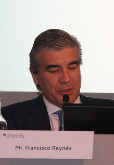 Abertis' CEO, Francisco Reynés, presenting the company's 2015-2017 Strategic Plan in London (by L. Pous)