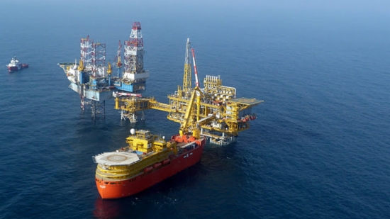 The Castor offshore platform, in front of Vinaró's coast, near Catalonia's Ebre Delta (by ACN)