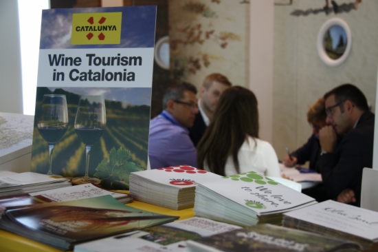 A corner of Catalonia's stand in London's WTM 2014 promoting wine tourism (by L. Pous)
