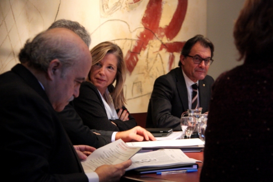 The Catalan Government meeting on 30 December, 2014 (by R.Garrido)