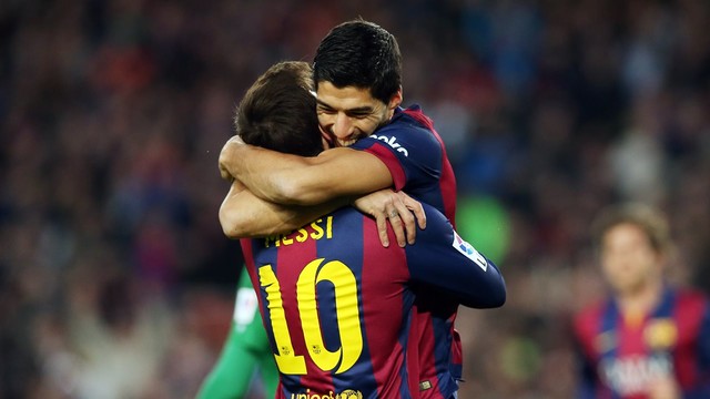 Leo Messi scored 3 goals and Luís Suárez got 1 against Levante (by FC Barcelona)