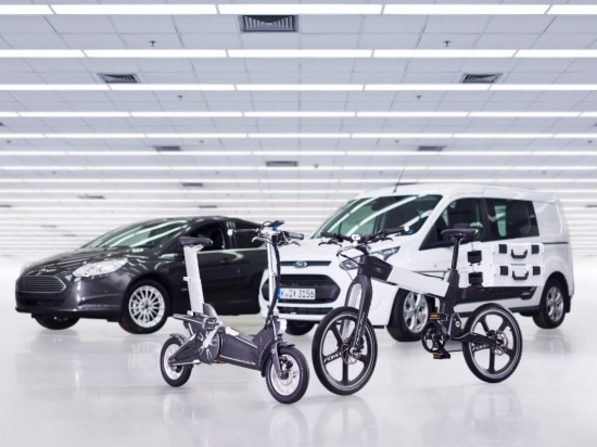 Ford presented smart cars and bikes  at the Mobile World Congress (by ACN)