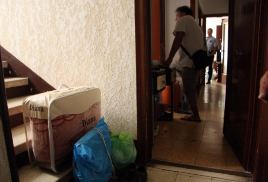 Home eviction in L'Hospitalet de Llobregat, in Greater Barcelona (by ACN)
