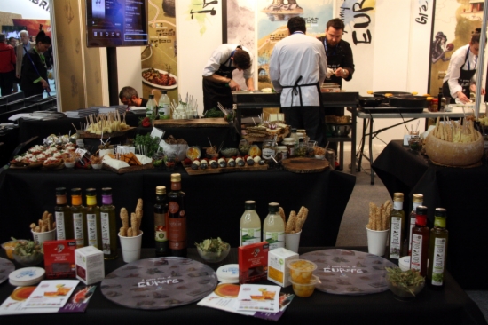A stand promoting gastronomic tourism in B-travel (by J. Morros)