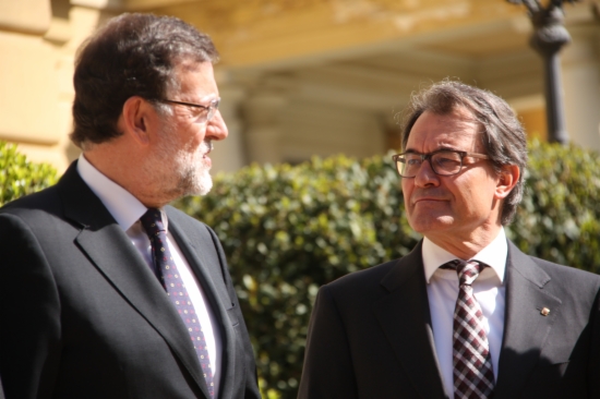 The Spanish PM, Mariano Rajoy (left), and the Catalan President, Artur Mas (right), before the Euromed meeting's kick off (by R. Garrido)
