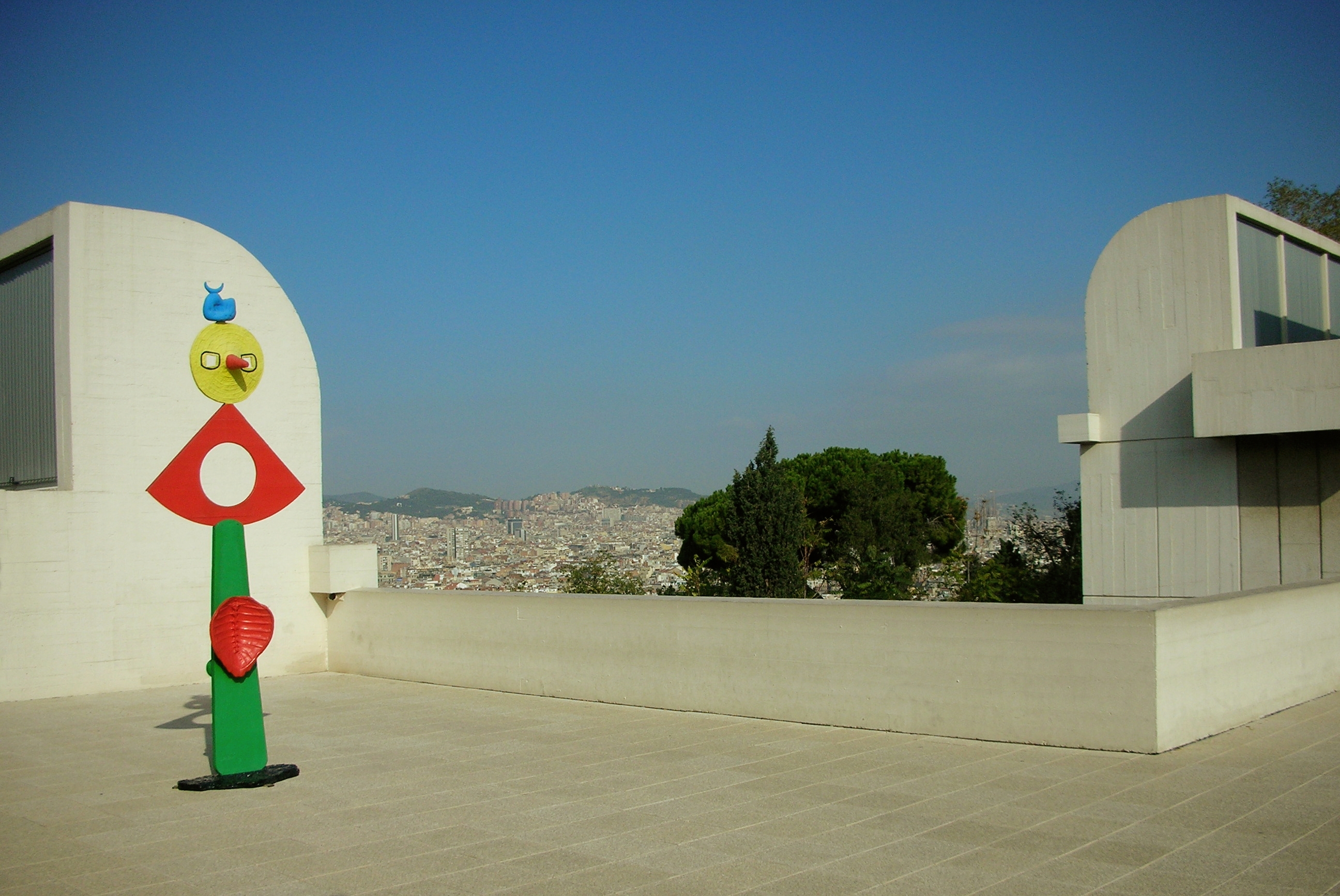 The Fundació Joan Miró has amazing views over Barcelona (by Pere Pratdesaba)
