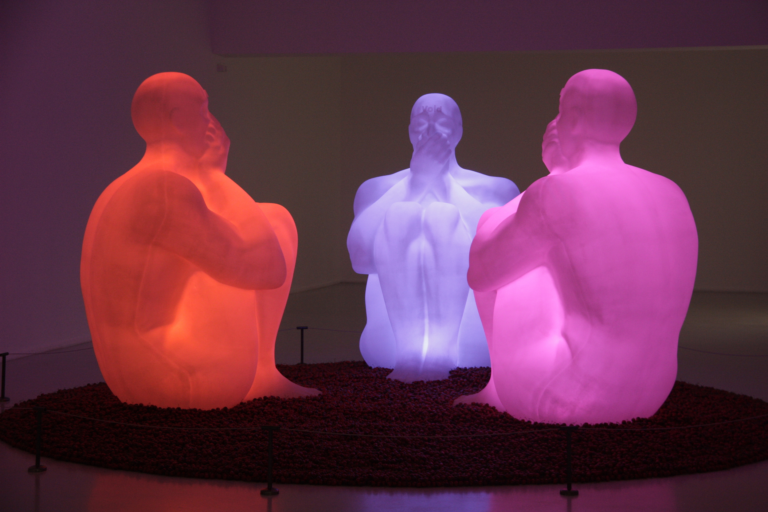 The installation 'Air, Water, Void', by Jaume Plensa (by ACN)