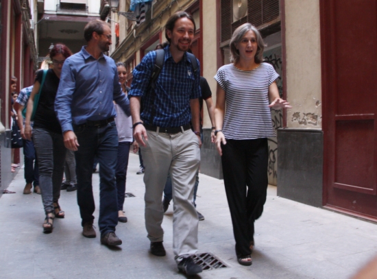 From left to right: Joan Herrera, Pablo Iglesias and Dolors Camats in late June (by ACN)