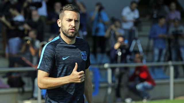 Jordi Alba is in the squad for tonight's match (by FCB)