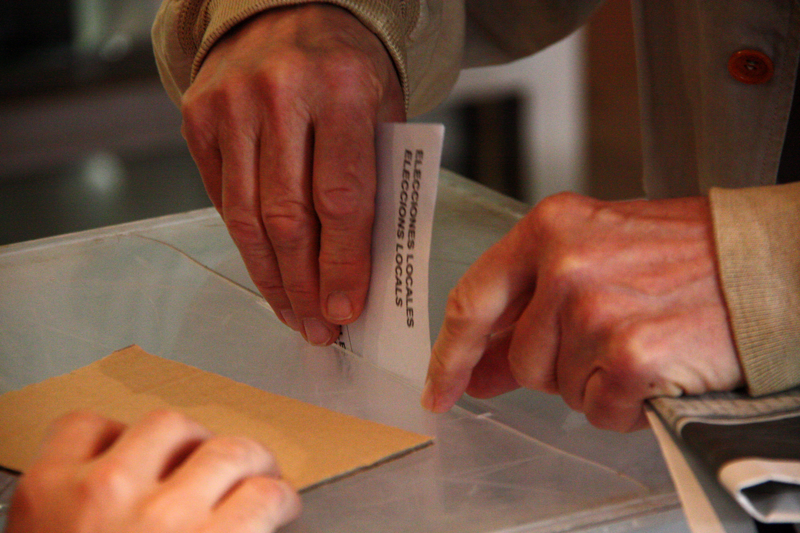 Detail of a ballot box (by ACN)