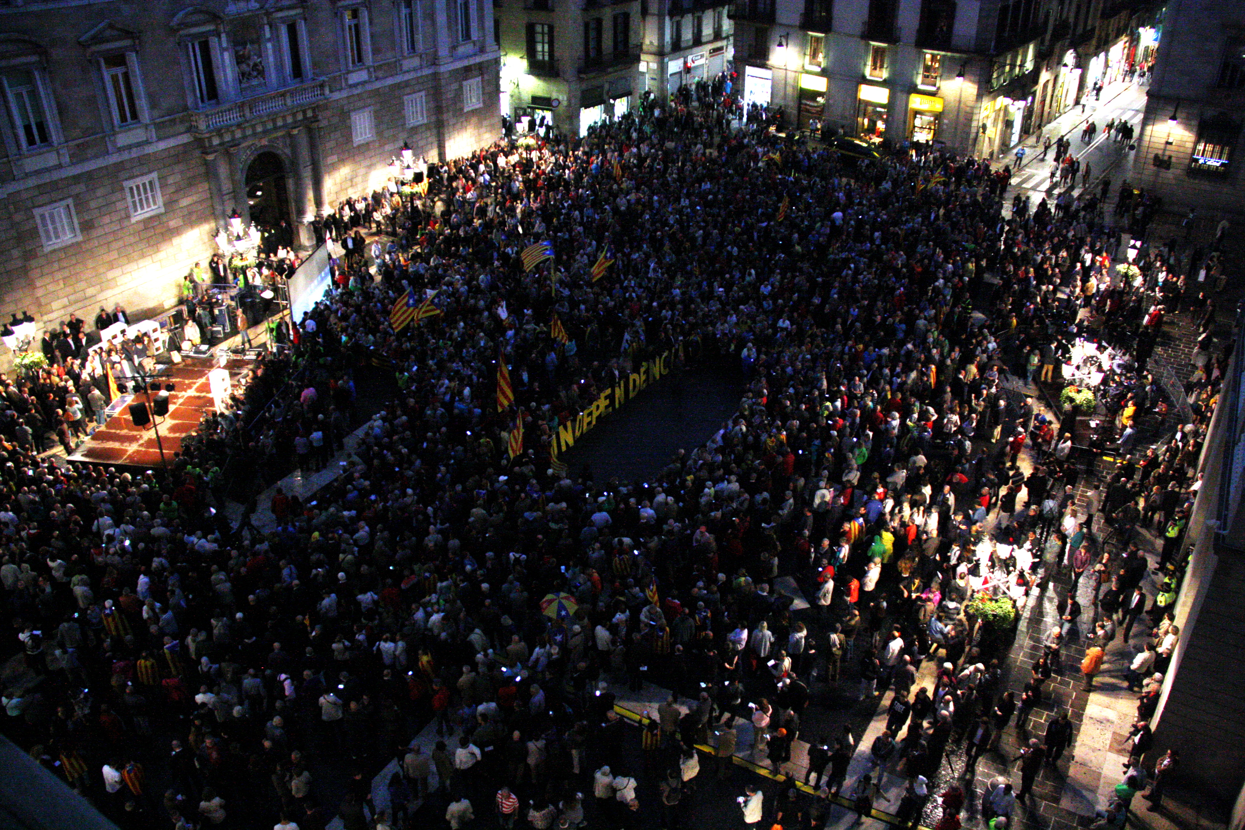 Barcelona's Plaça Sant Jaume hosted this Tuesday's protest against 9N summons