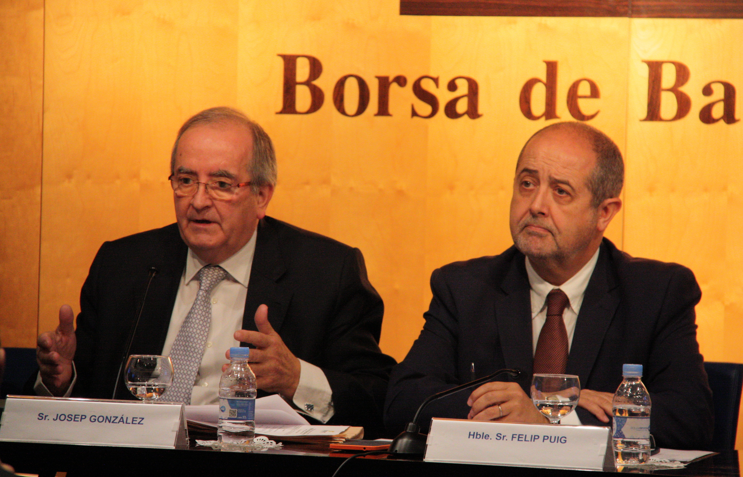 Catalan SME's association PIMEC's president, Josep González and Catalan Minister for Business and Labour, Felip Puig (by ACN)