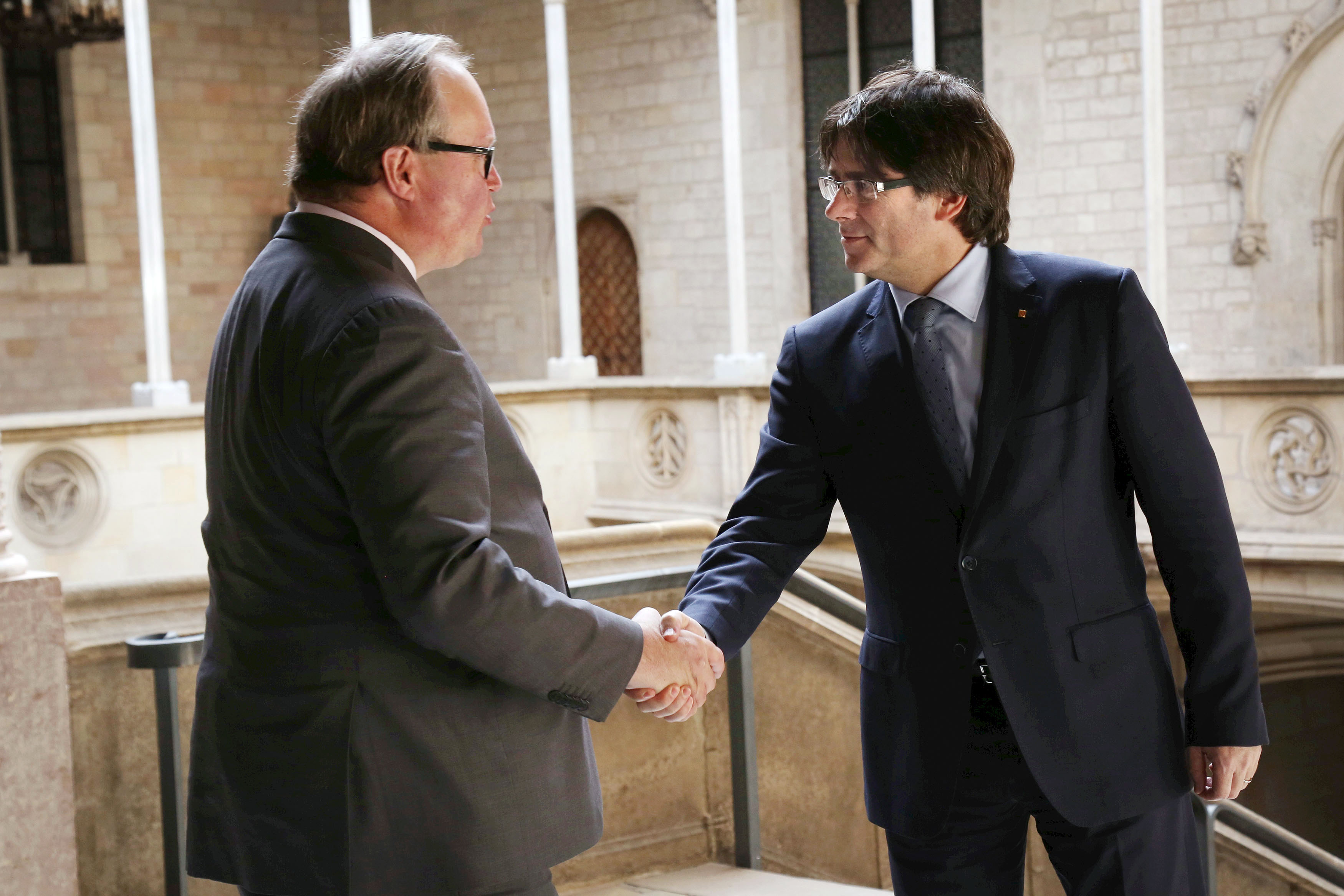 Catalan President Carles Puigdemont and ALDE President and MEP Hans Van Baalen (by ACN)