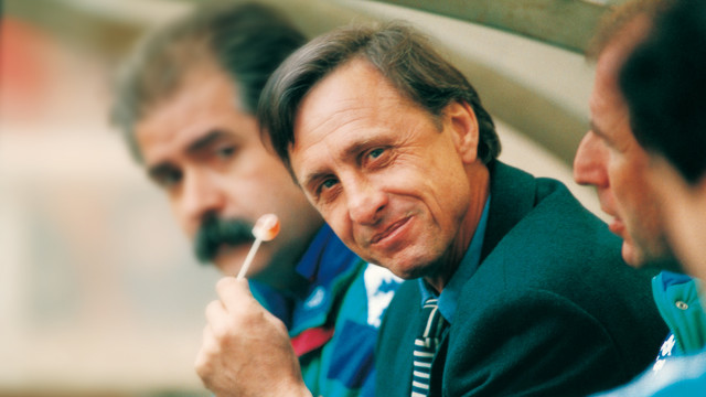 Cruyff during his time as manager (by FCB)