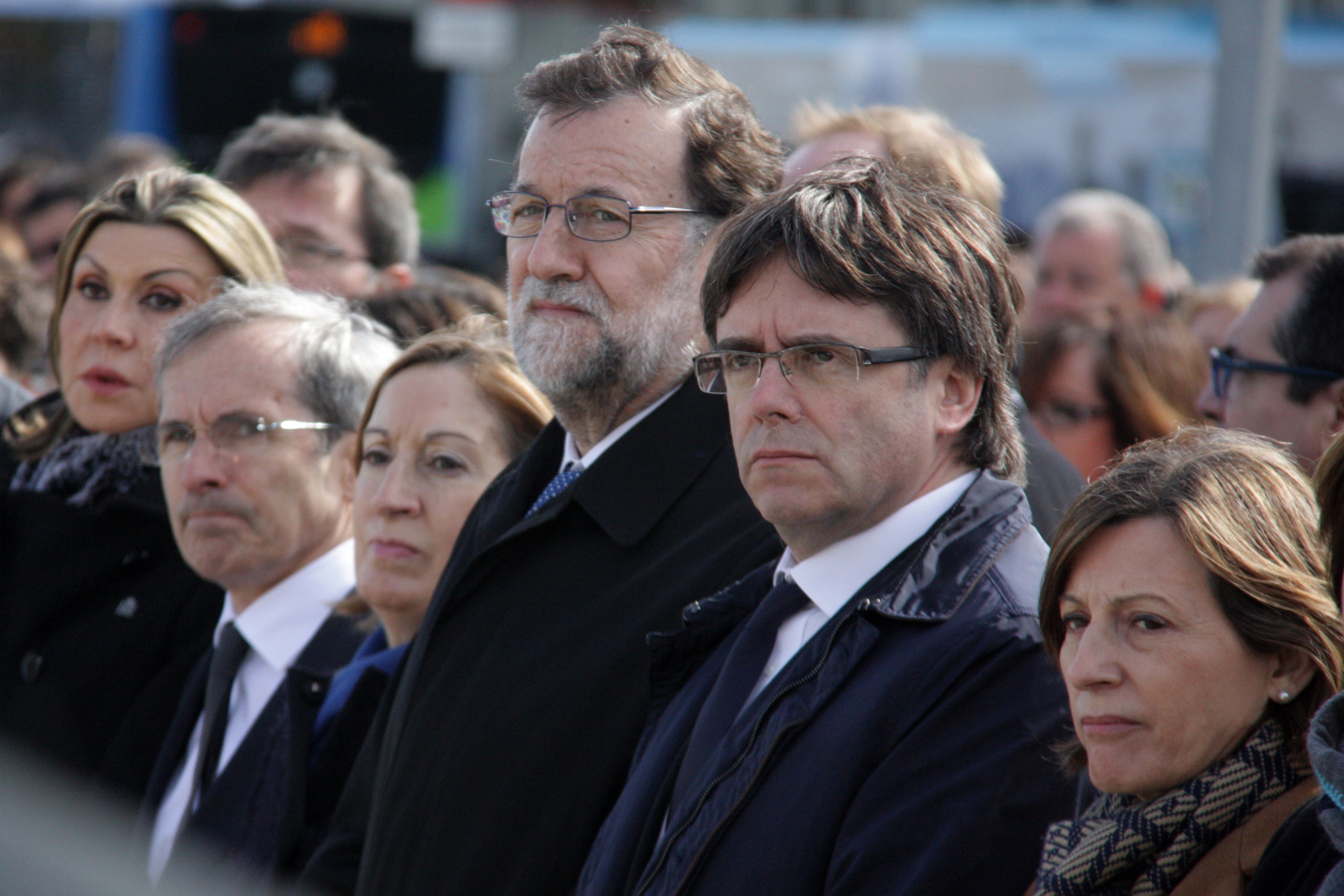 Catalan President, Carles Puigdemont and Current Spanish Prime Minister, Mariano Rajoy, at the institutional homage to the victims of Germanwings' tragedy (by ACN)