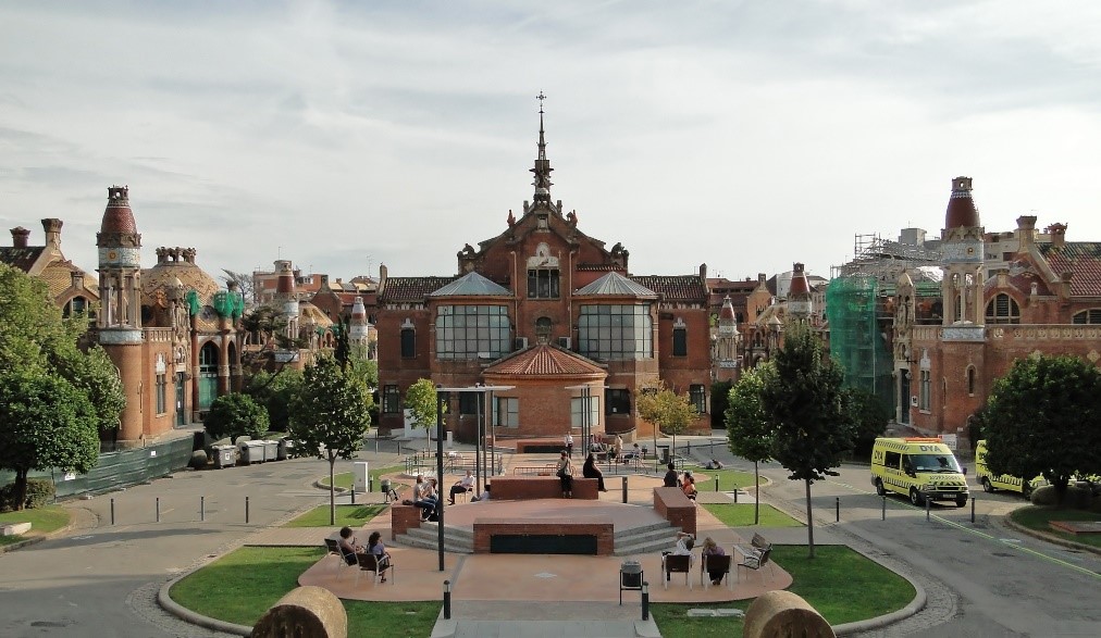 Image of the modernist façade of Sant Pau Hospital, in Barcelona (by ACN)