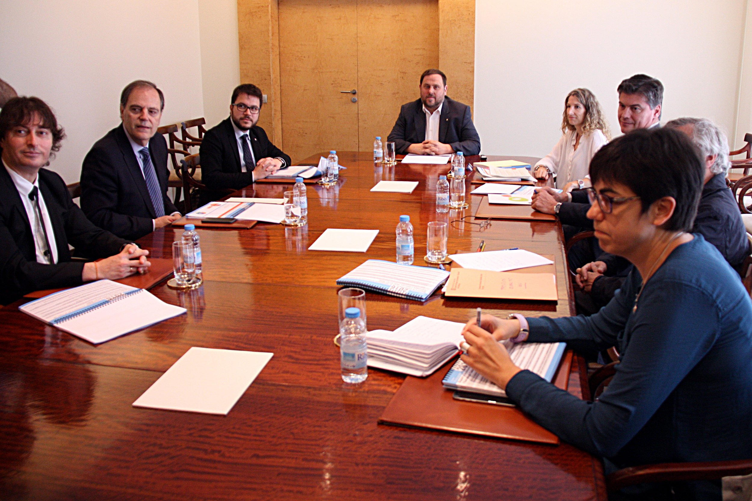 Catalan vice president and Catalan Minister for Economy and Tax Agency, Oriol Junqueras presenting the draft budget to the social entities (by ACN)