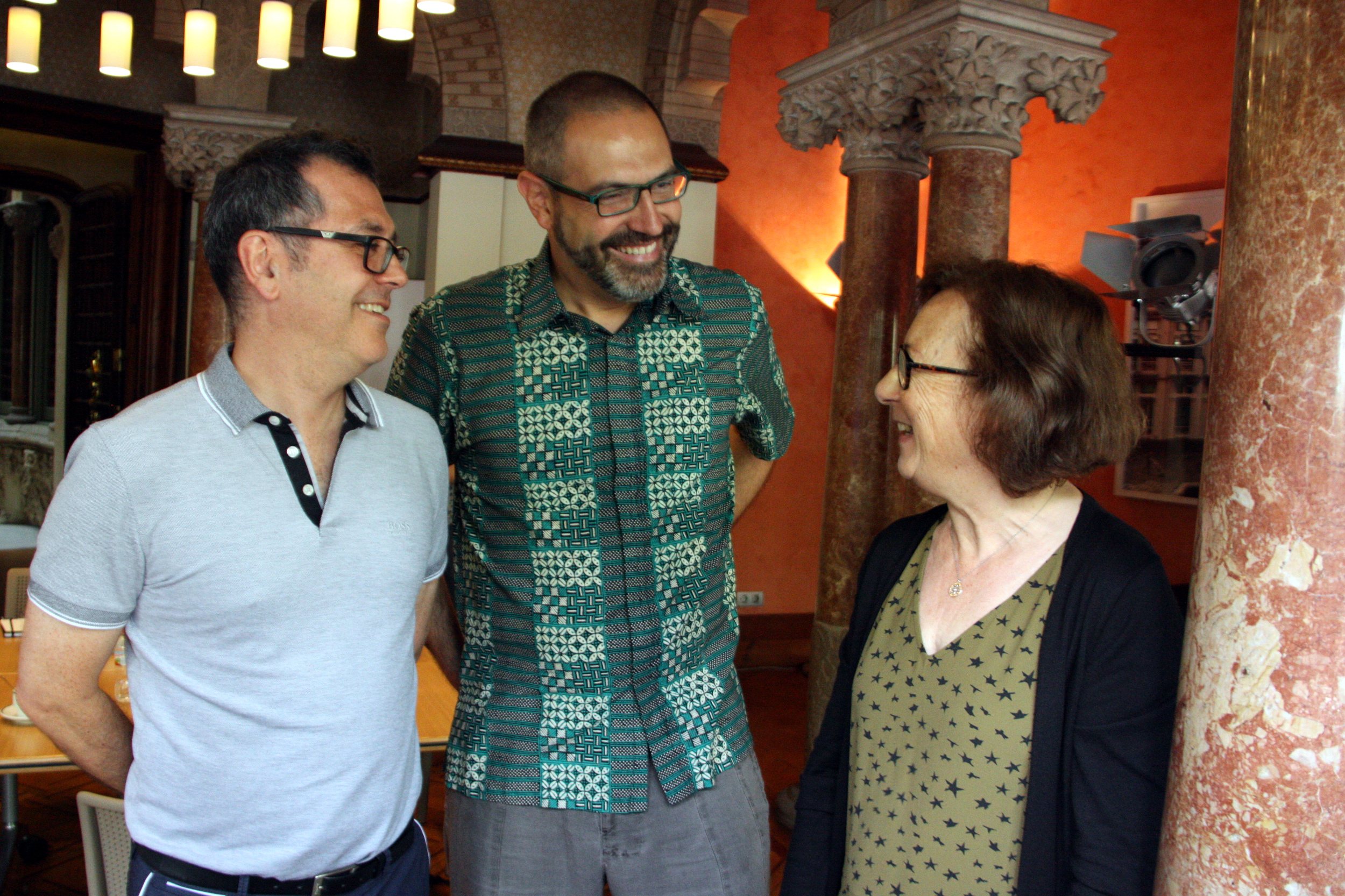 Institut Ramon Llull's Director, Manuel Forcano, joined by Josep-Anton Fernández, responsbile for the IRL's Universities Department and Carme Oriol, from Universitat Rovira i Virgili (by ACN)