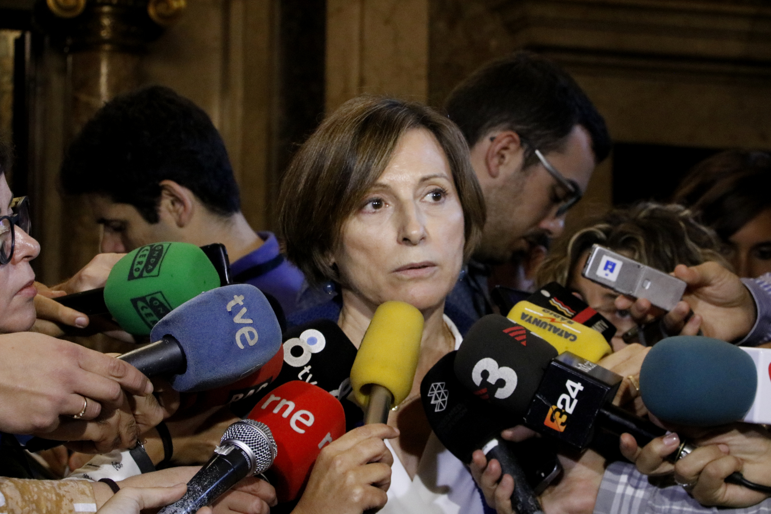 The President of the Catalan Parliament, Carme Forcadell, attending the press this Wednesday 19th of October 2016 (by ACN).   