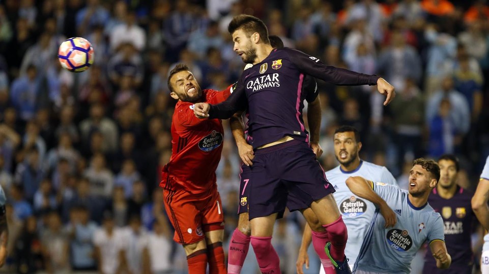 Gerard Piqué lead Barça's attempted comeback (by FCB)