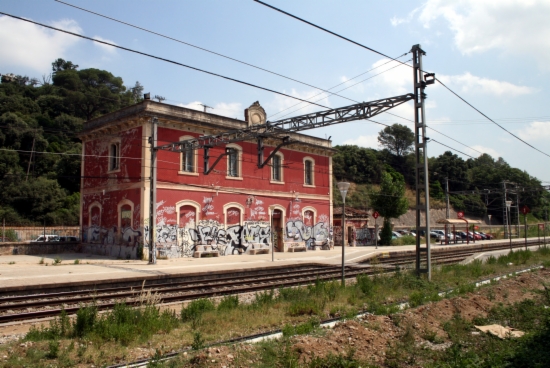 The RENFE train station of Santa Maria de Palautordera in Catalonia (by ACN). 