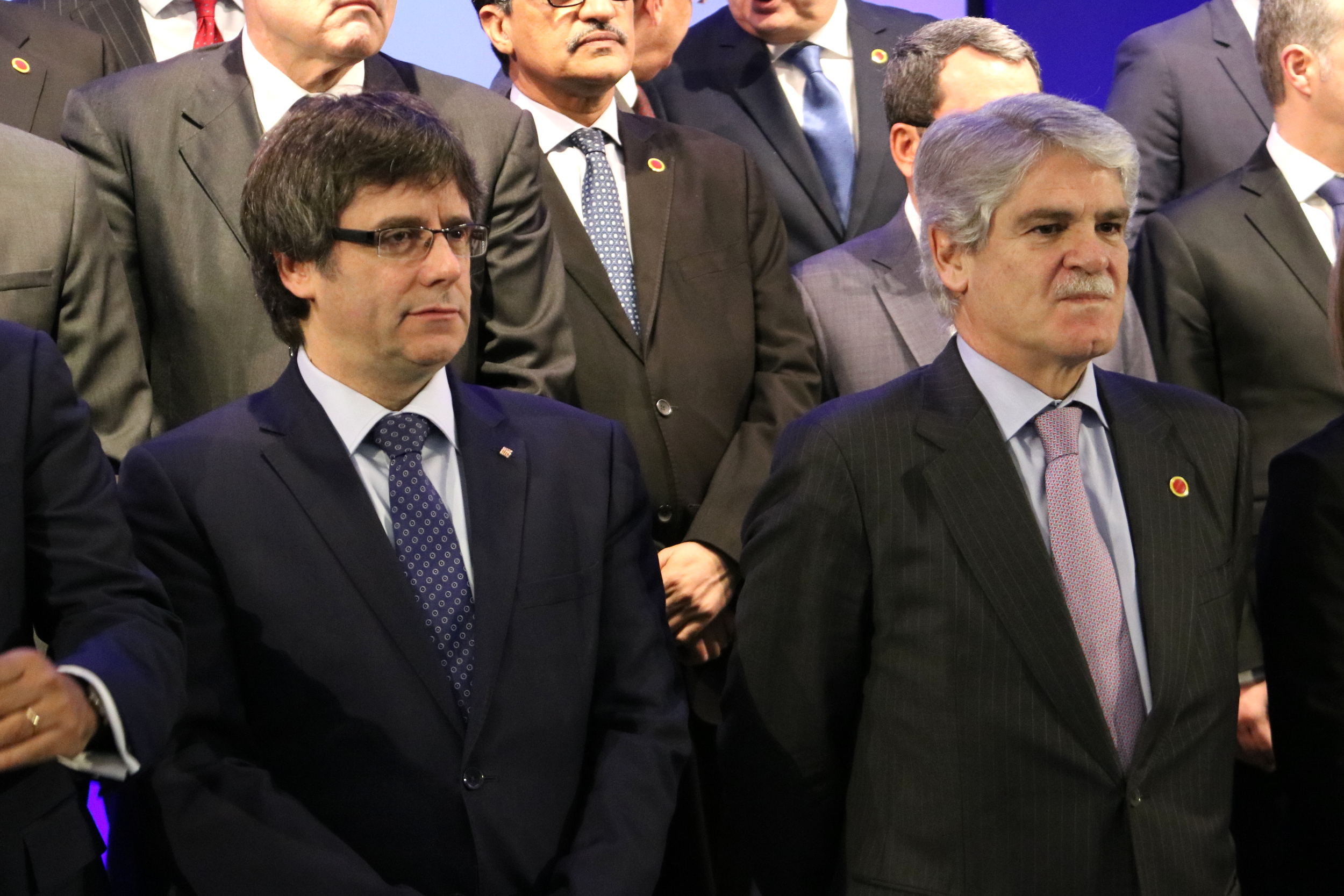 The Catalan President Carles Puigdemont with the Spanish Foreign Affairs Minister, Alfonso Dastis (by ACN) 