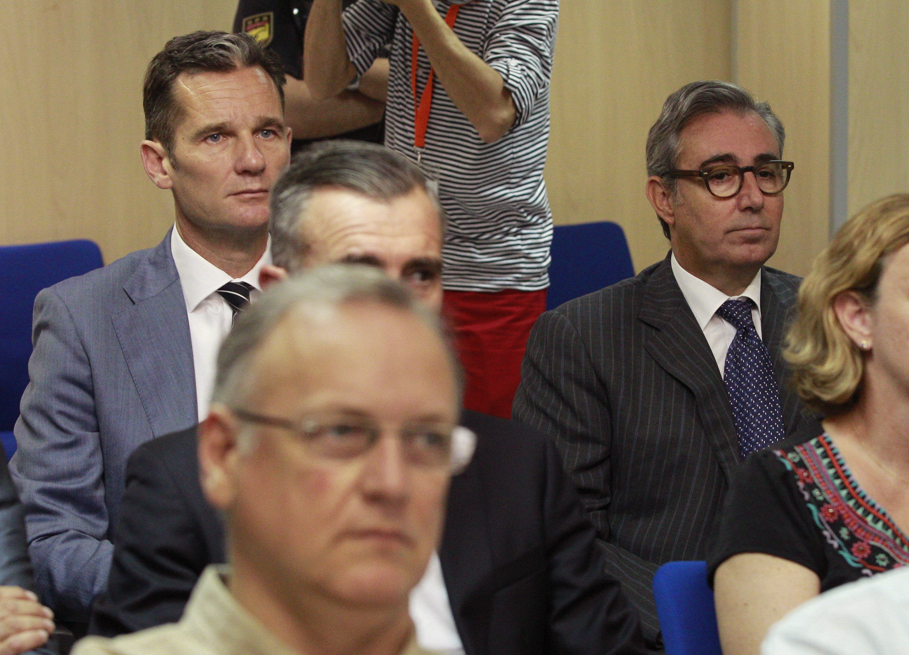 Former Duke of Mallorca and Spain's King brother-in-law, Iñaki Urdangarín, and his business partner Diego Torres during 'Nóos Case' trial (by ACN)