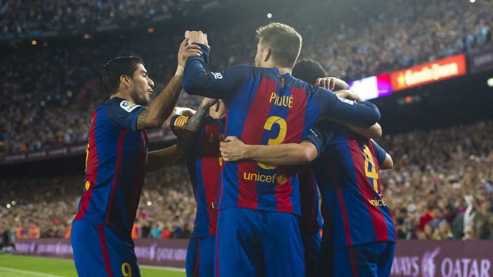 Barça players celebrating a goal (by FCB)
