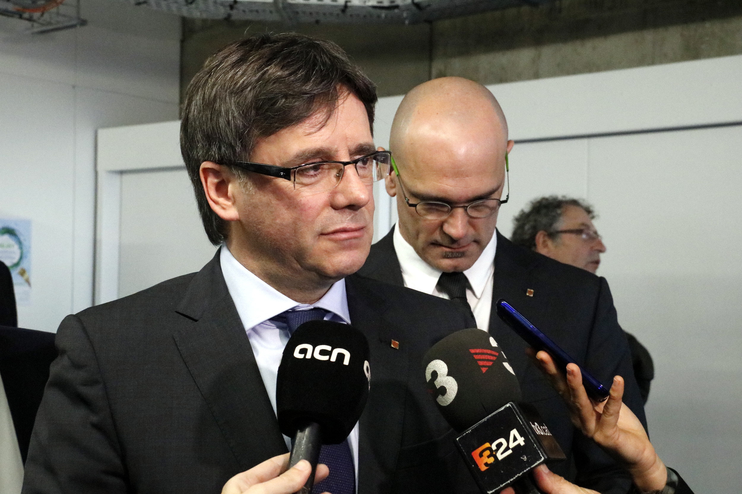 Catalan President, Carles Puigdemont, adressing the press in Toulouse (by ACN)