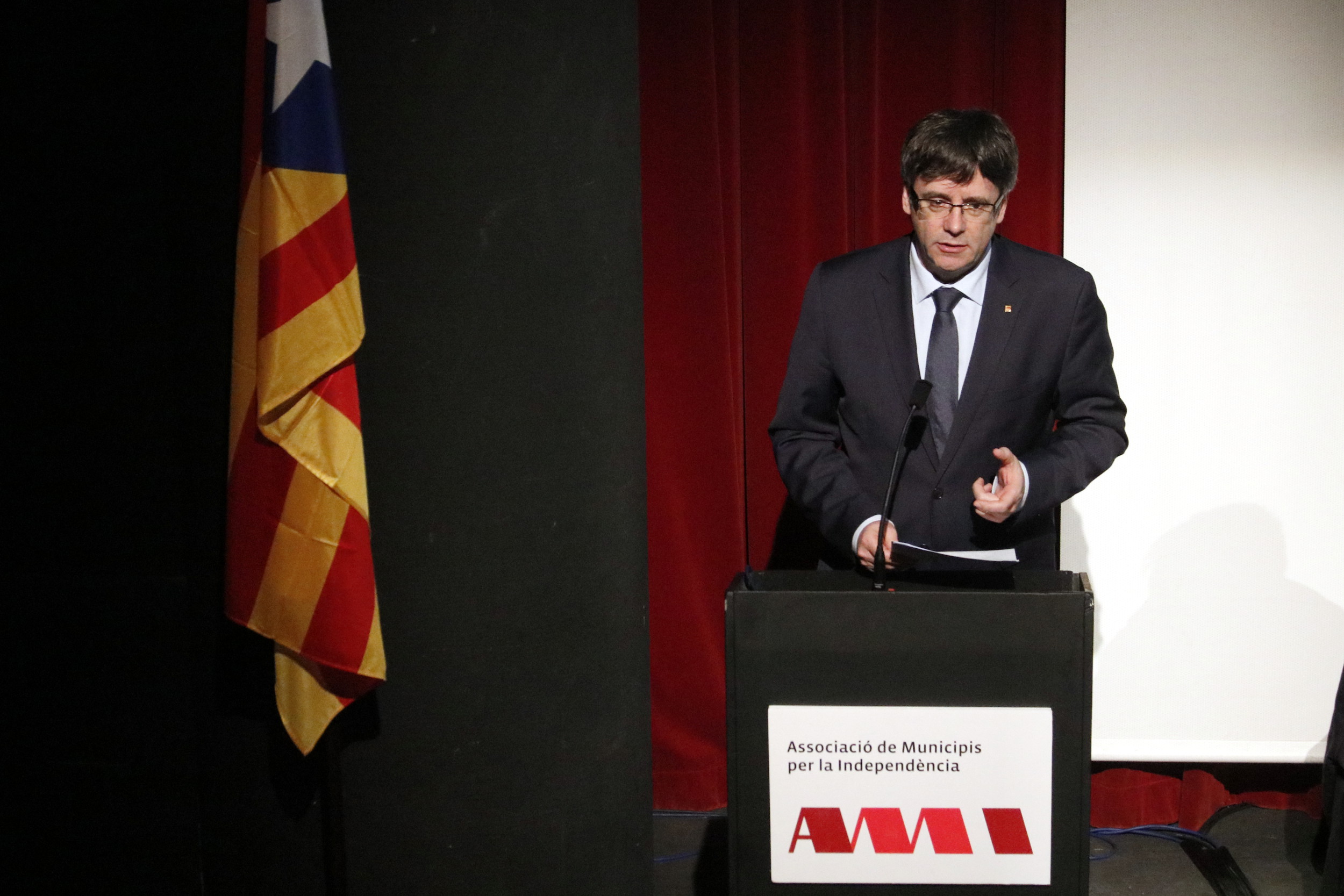 Catalan President, Carles Puigdemont, at the AMI's convention closure (by ACN)