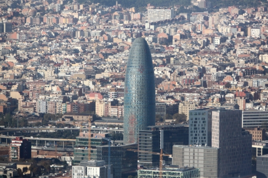 Torre Glòries, also known as Torre Agbar, a landmark on the Barcelona skyline (Arxiu ACN)