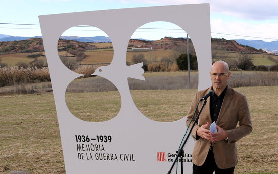 The Foreign Affairs Minister of Catalonia, Raül Romeva, during an event for the 80th anniversary of the beginning of the Spanish Civil War (by Marta Lluvich)