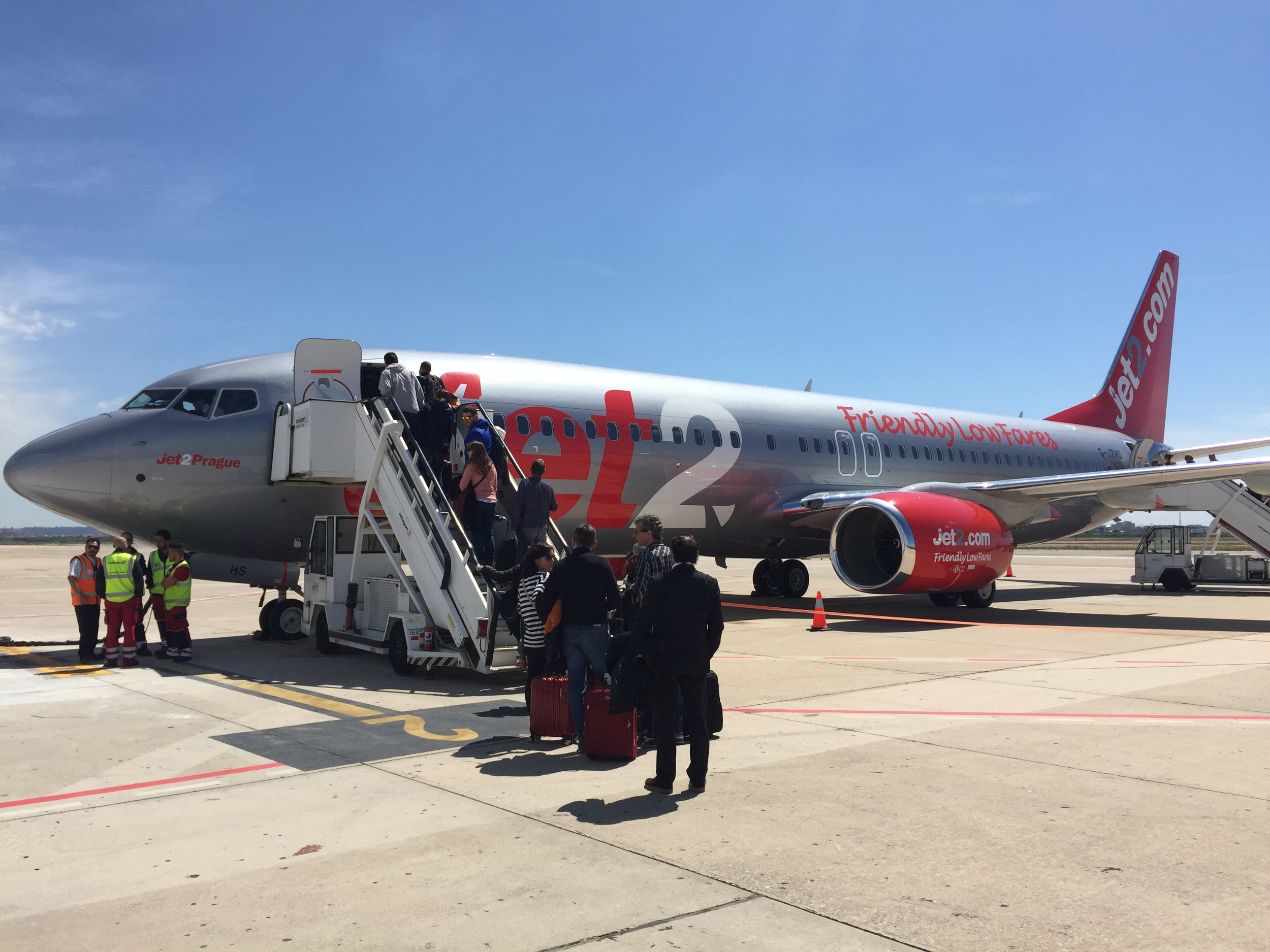 One of 'Jet2' planes at Reus airport (by ACN)