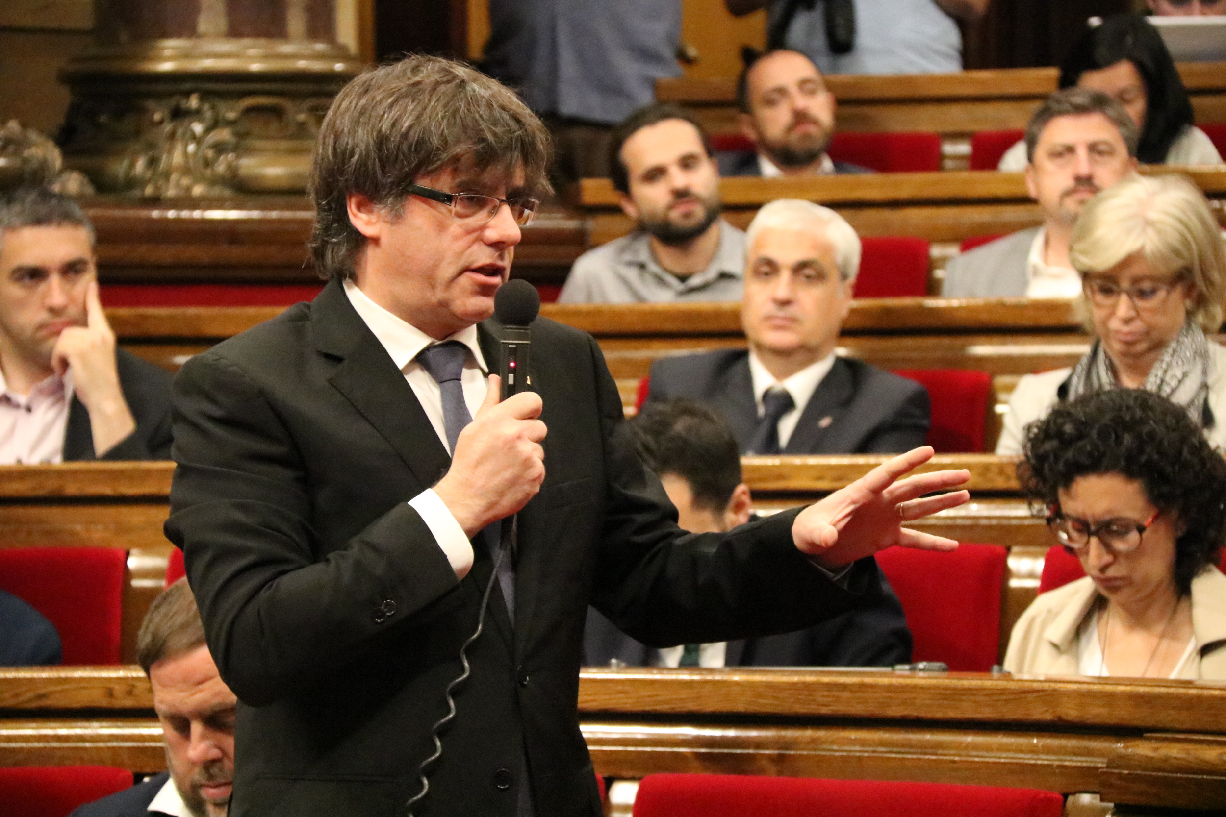 The Catalan President, Carles Puigdemont, in Parliament (by ACN)