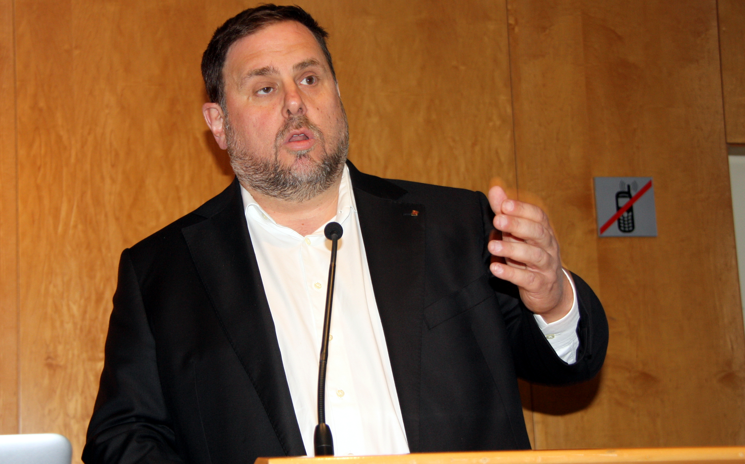 Catalan vice president, Oriol Junqueras, in the presentation of a report on the financial sector in Catalonia